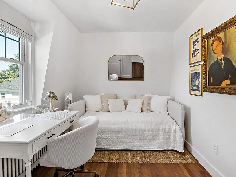 147 Evarts St — Photo 24