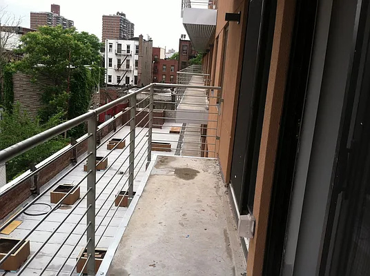 Rented by Sam Tabak | media 108