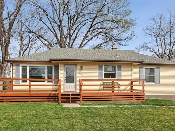 4251 N Cypress Ave, Kansas City, MO 64117