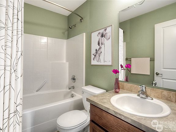 5th image of 16001 123rd Avenue Ct E