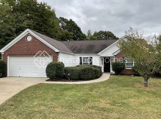 2534 Liberton Ct, Charlotte, NC 28216