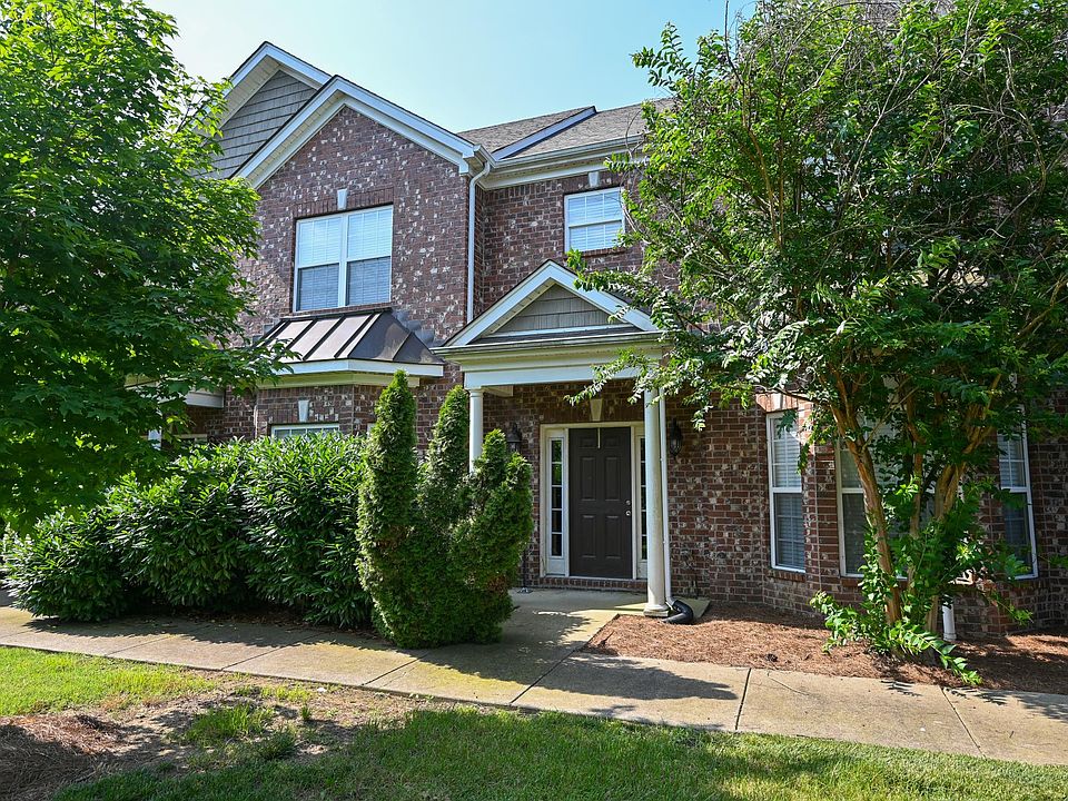 1st image of 812 General Cabot Ct