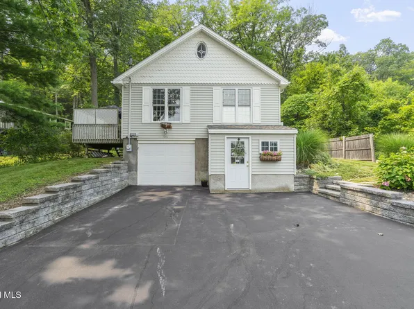 941 Altamont-Voorheesville Road, Altamont, NY 12009