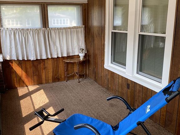 5th image of 1002 W Hubbard Ave