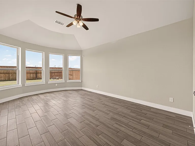 2619 Lilac Point Ln — Photo 35