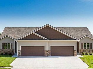 364 NW Autumn Crest Dr, Ankeny, IA 50023