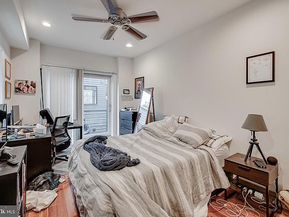 5th image of 1827 Fairmount Ave #2