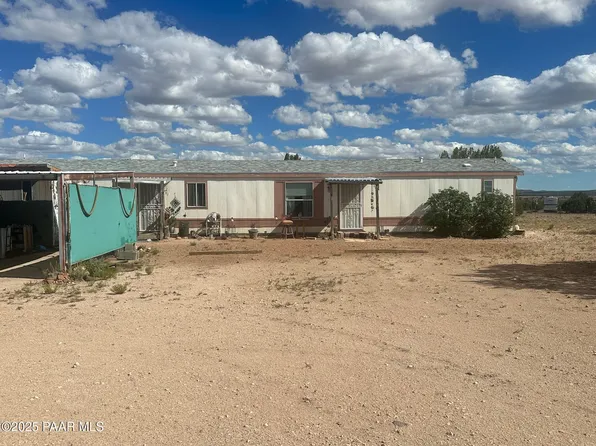 54175 N Whitegate Rd, Seligman, AZ 86337