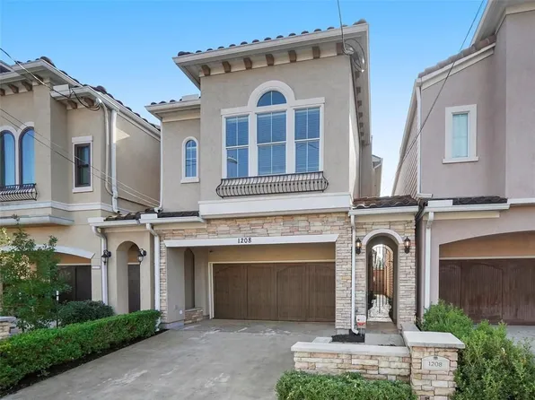 1208 E 29th St, Houston, TX 77009