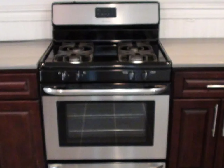 Kitchen-oven