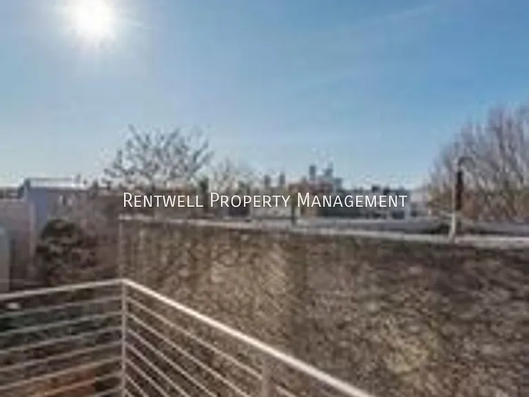 1024 N Orianna St — Photo 33