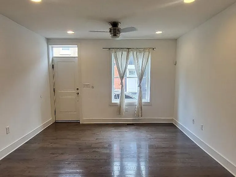 1728 N Stillman St — Photo 2