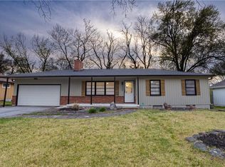 8208 Hardy Ave, Raytown, MO 64138