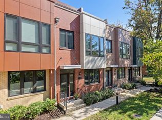 130 Cambria Walk, Alexandria, VA 22304