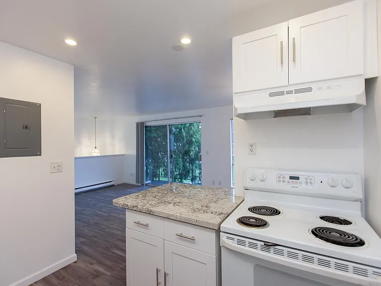 539 NE Ravenna Blvd #3 — Photo 7