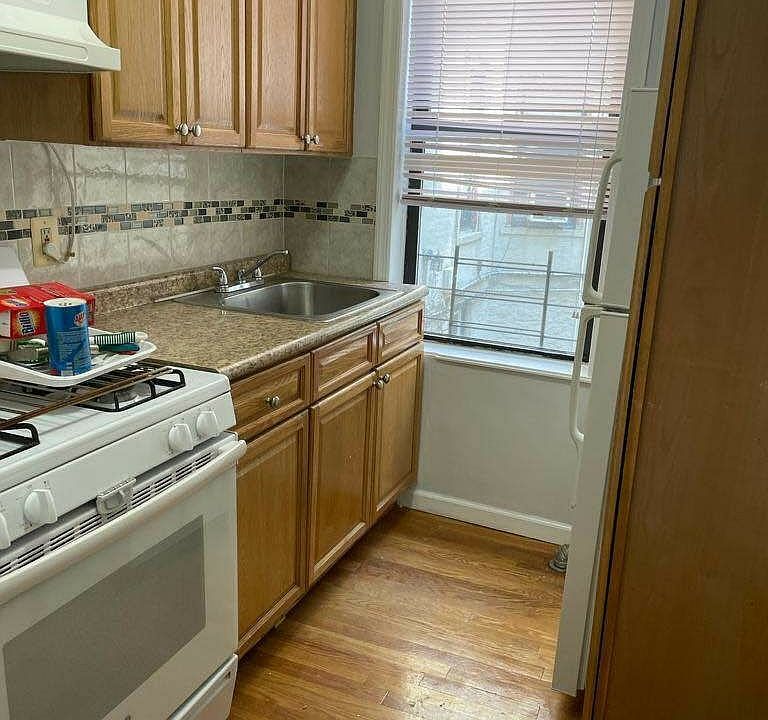 1st image of 23-38 31st Ave #2AB