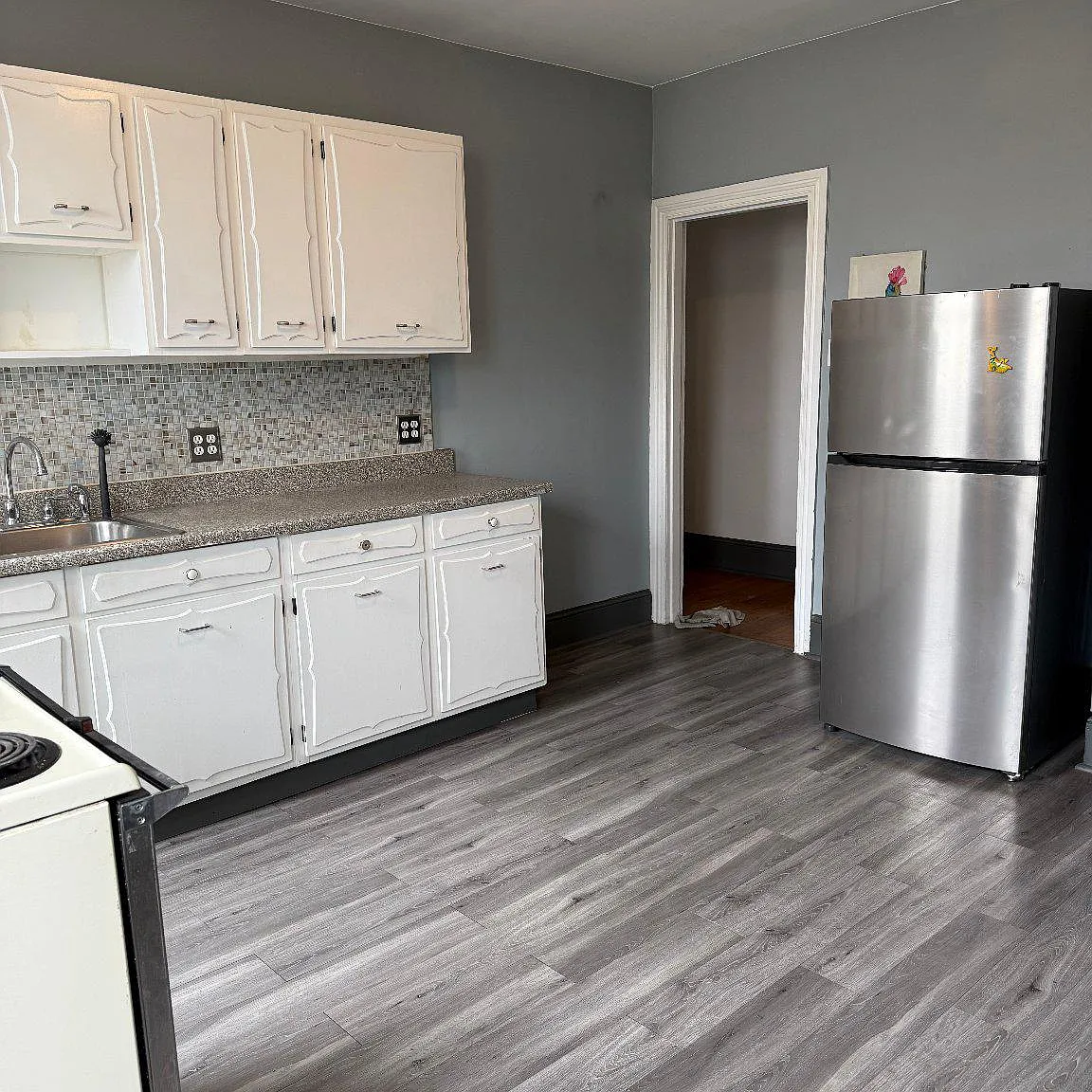 2 bed, 1.0 bath, 800 sqft, $1,575 — Photo 1