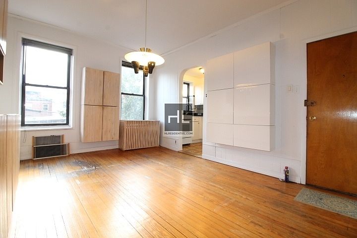 1st image of 472 Sackett St Floor 2