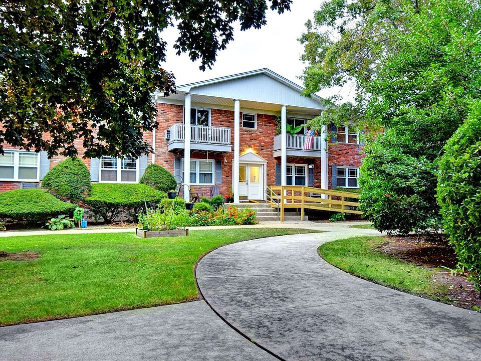 1st image of 87 Fairharbor Dr #87