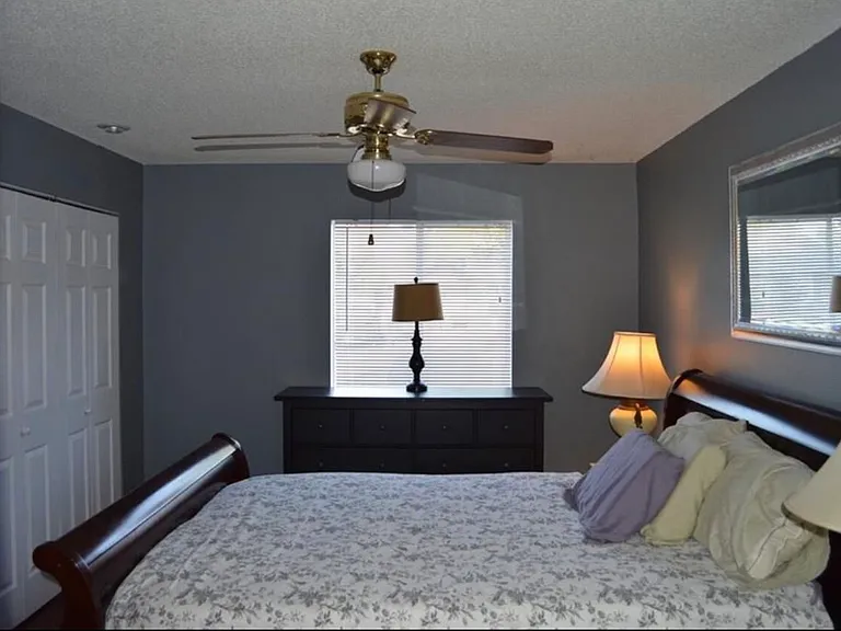 1408 Eagle Ln — Photo 11
