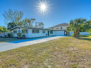 2452 Whippoorwill Cir, Sarasota, FL 34231