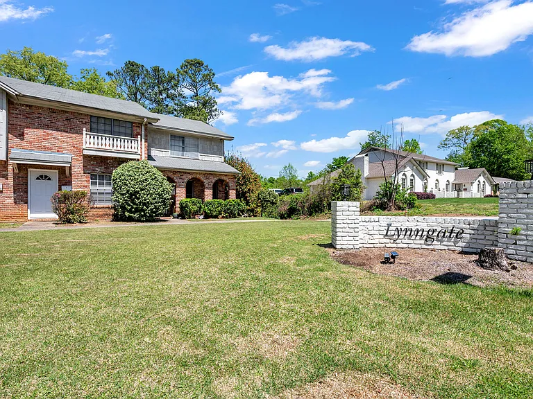 2136 Lynngate Dr #2136 — Photo 3