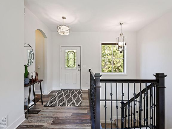 5th image of 16955 Dakota St NW