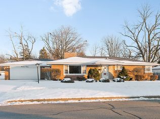 1920 S Hamilton St, Lockport, IL 60441