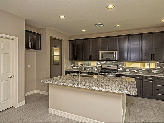 5th image of 17623 W Ashurst Dr