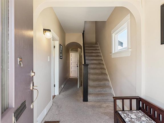4th image of 1456 Denman St