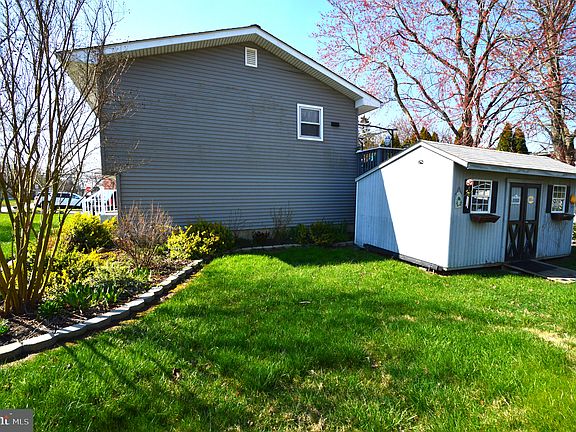 5th image of 505A New St #A