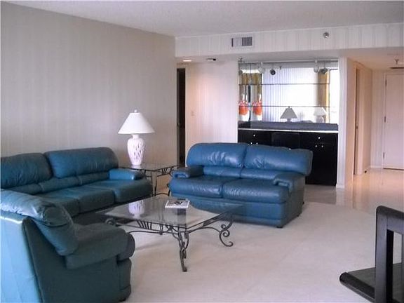 5th image of 2900 NE 14 Street #611