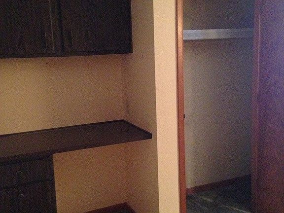 5th image of 2464 Burgandy Ln