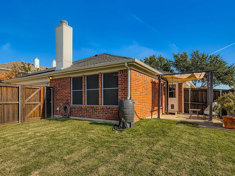 12407 Hawk Creek Dr — Photo 25