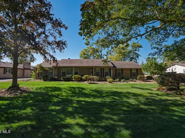 26859 Woodland Ct, Millbury, OH 43447