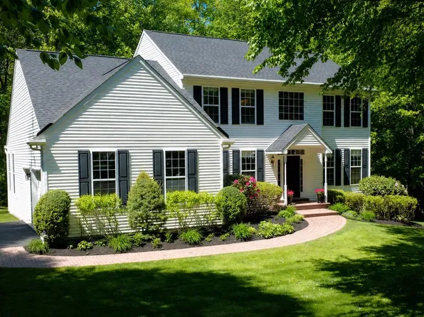 25 Dougherty Dr, Lincoln University, PA 19352