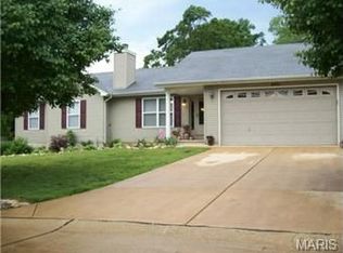 6421 Bradford Farms Dr, Imperial, MO 63052