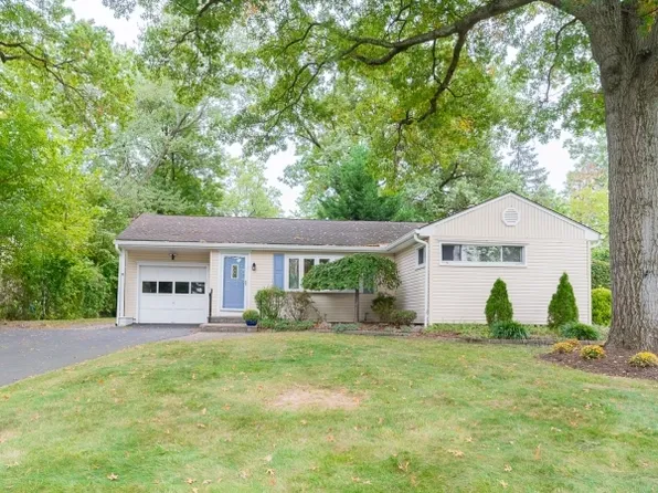 10 Smithfield Rd, Hanover Twp., NJ 07981