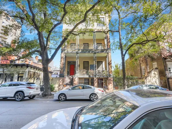 112 E Harris St APT 404, Savannah, GA 31401