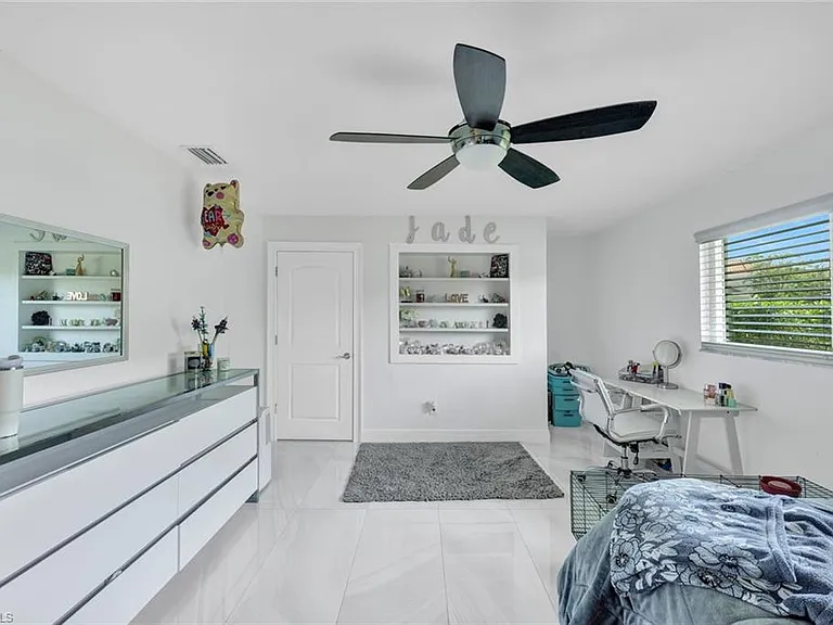 6448 Griffin Blvd — Photo 27