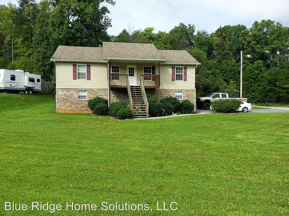 1st image of 1024 Bartlett Dr
