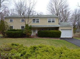 6 Harrison Rd, Kinnelon, NJ 07405