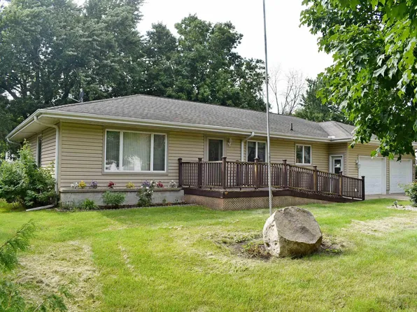 4683 Hickory Ave, Toeterville, IA 50481