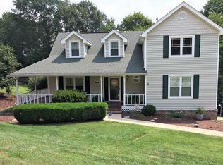 433 English Oaks Dr, Hixson, TN 37343