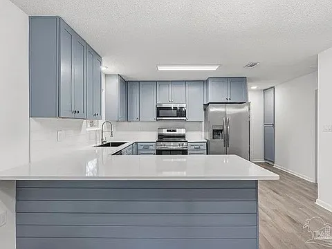 910 Whisperwood Ln S — Photo 18