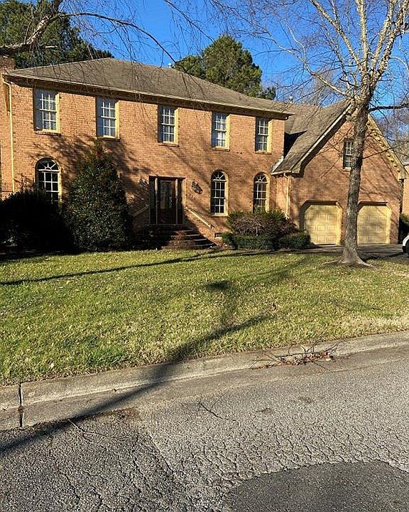 1st image of 220 White Dogwood Dr