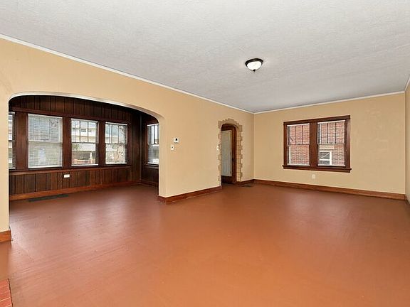 5th image of 416 Delaware Ave