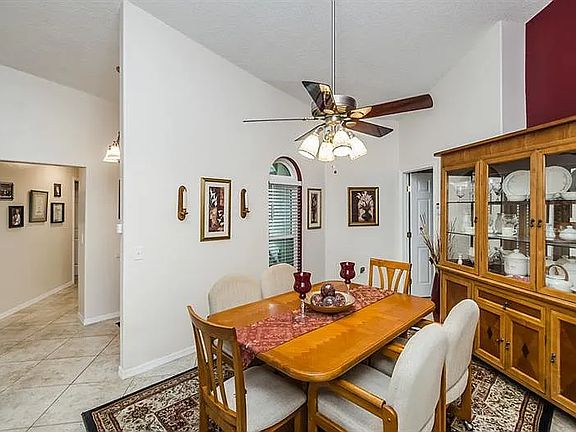 5th image of 7041 Silverwood Dr