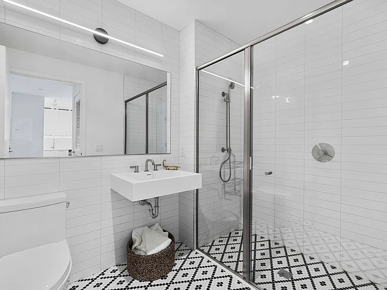 955 Sterling Pl #501 — Photo 6