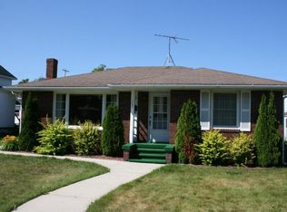 365 S 3rd St, Rogers City, MI 49779